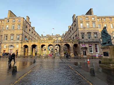 Edinburgh, City Chambers