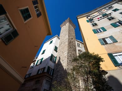 Piazza Embriaci