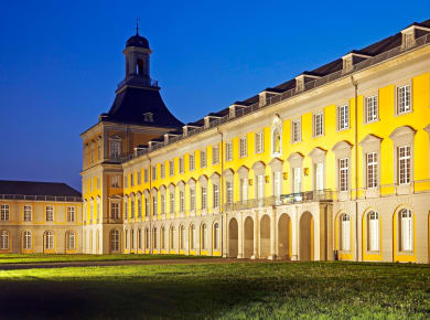 Bonn, Kurfürstliches Schloss