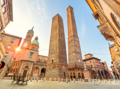 Bologna, Schiefe Türme