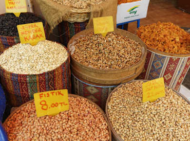 Izmir, Kemeralti Bazar