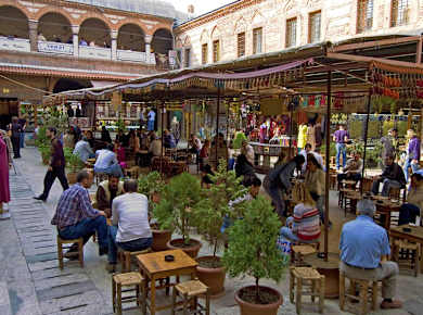 Izmir, Kizlar Agazi Han