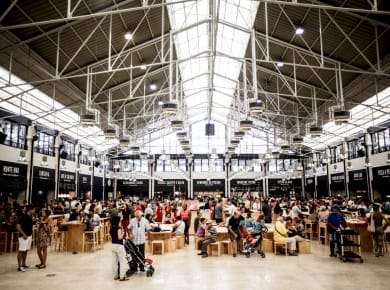 Lissabon, Mercado da Ribeira und Tejo-Ufer