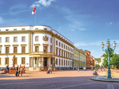 Wiesbaden, Schlossplatz
