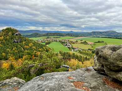Blick vom Gohrisch Richtung Papstdorf / Papststein