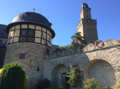 Kronberg im Taunus, Burg Kronberg