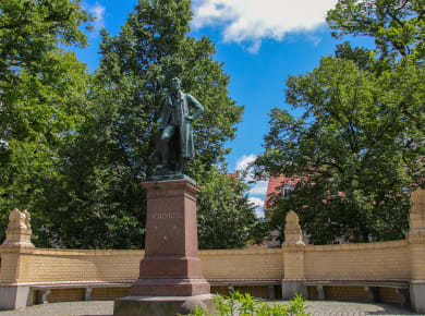 Neuruppin, Karl-Friedrich-Schinkel-Denkmal