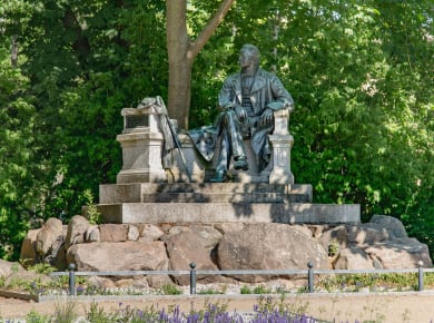 Neuruppin, Theodor-Fontane-Denkmal
