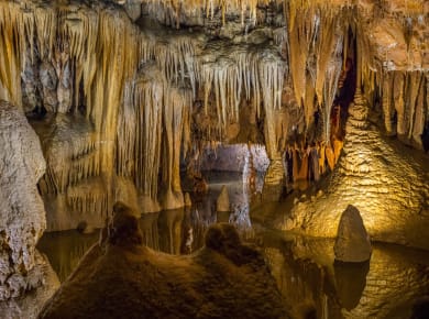 Porec, Jama-Grotta Baredine