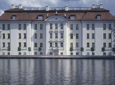 Schloss Köpenick Ticket ohne Anstehen und Raumkunst-Ausstellung