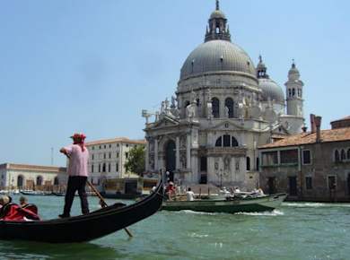Private geführte Gondelfahrt auf dem Canal Grande in Venedig