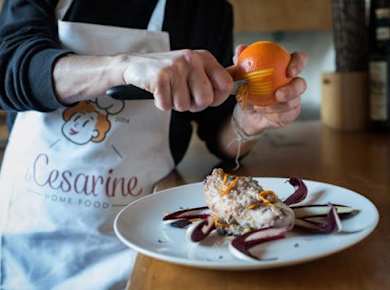 Mittag- oder Abendessen und Kochshow im Haus einer Cesarina in Venedig