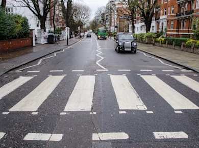 Rock N Pop London private taxi tour
