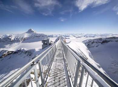 Ganztägige Tour zum Glacier 3000 und Montreux ab Genf