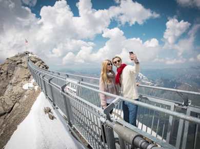 Glacier 3000 mit der Seilbahn ab Montreux
