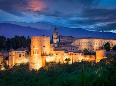 Alhambra bei Nachttour mit Palacios Nazaríes