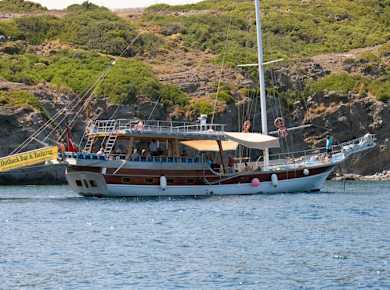 Turquoise Cruise
