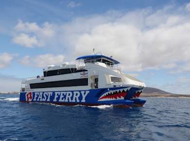 Lanzarote Expressfähre mit Transfer