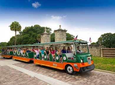 Old Town Trolley-Touren durch St. Augustine