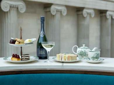 Prosecco-Nachmittagstee im British Museum