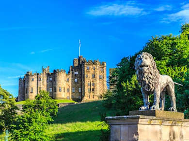 Alnwick Castle, die Küste von Northumberland und die Borders-Tour ab Edinburgh