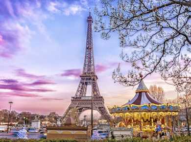 Dinner-Kreuzfahrt, Eiffelturm im 2. Stock und Moulin Rouge-Show