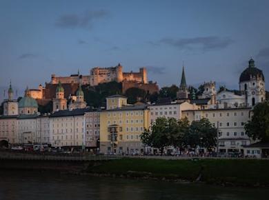 Selbstgeführter Entdeckungsspaziergang in Salzburg mit Musikgeschichte Mozarts