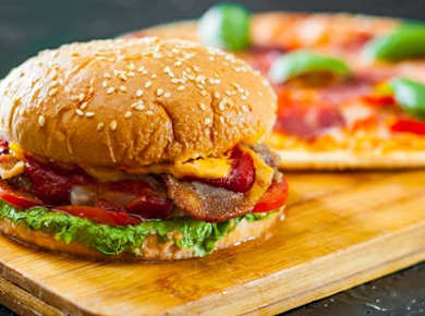 Amsterdam Pizza- und Burger-Bootstour mit Getränken