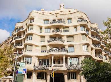 Gaudis Modernist Tour in Barcelona