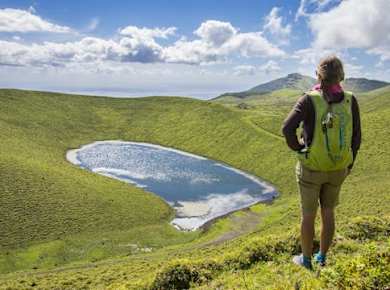 Geführte Tour zu Vulkanen und Seen auf der Insel Pico