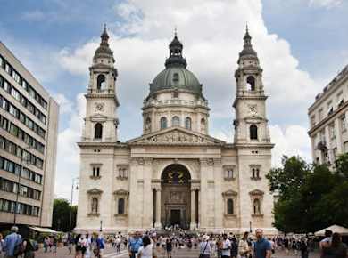 Private Führung durch die St.-Stephans-Basilika und Ticket für den Zugang zum Turm