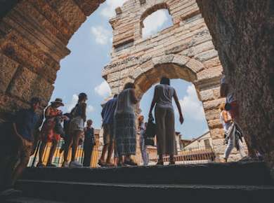 Halbprivate Tour durch die Arena von Verona mit Schnelleinlass