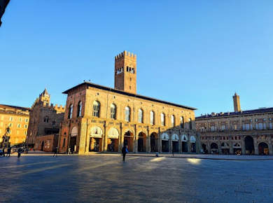 Mordrätsel-Erkundungsspiel und Tour in Bologna