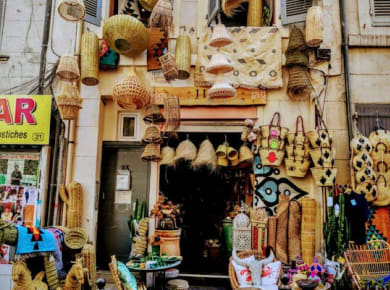 Rundgang durch das Viertel Noailles und seinen exotischen Markt