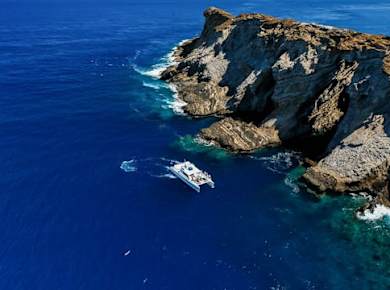 Ganztägige Schnorchelkreuzfahrt an der Küste von Niihau und Na Pali