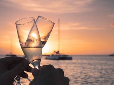 Sonnenuntergangskreuzfahrt mit dem BlueFinn-Katamaran in Curaçao