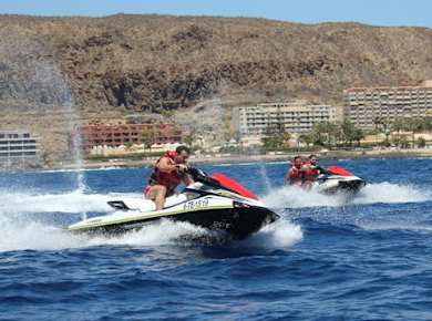 2-stündige Jetski-Safari auf Teneriffa