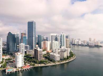 Miami neben South Beach: Rundgang durch Geschichte und Architektur