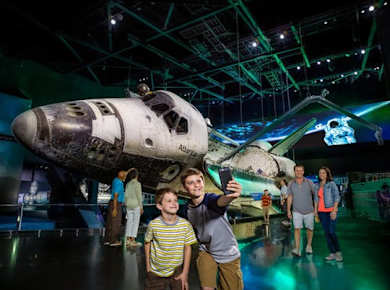 Kennedy Space Center Express mit ICON Wheel Ride