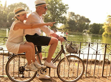 E-Bike-Tour durch Villa Borghese, Villa Ada und das Viertel Coppedè