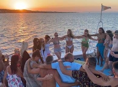 Sonnenuntergangskreuzfahrt Cape Greco Erlebnis