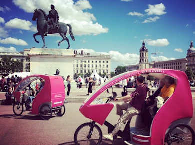 1- oder 2-stündige historische Rikscha-Tour durch Lyon
