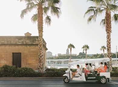 Málaga electric tuk tuk tour