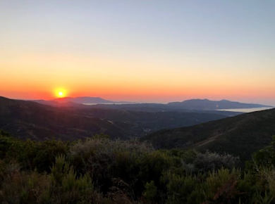 Rethymnon 4x4 sunset safari with dinner at a traditional taverna