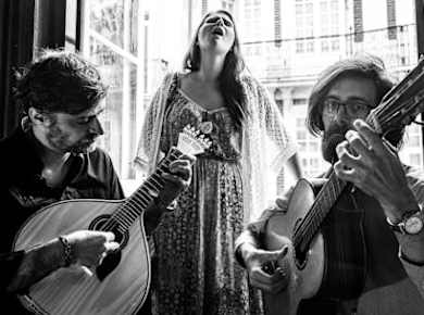 Live-Fado-Aufführung mit Portwein