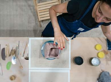 Einführungsworkshop in die handwerkliche Keramik in Barcelona