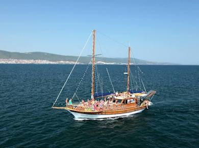 Entspannte Bootsfahrt ab Nessebar