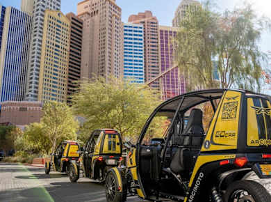 2-stündige Sin City Iconic Tour in einem sprechenden GoCar