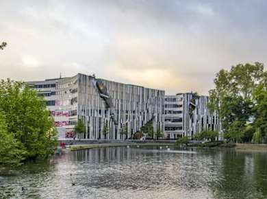 Instagram-Tour durch Düsseldorf mit einem privaten lokalen Guide