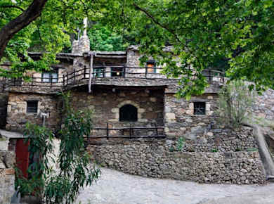 Milia mountain retreat semi private tour with tastings and Lunch